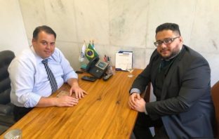 Deputado Federal, Júlio César (PRB.DF) recebe demandas dos servidores da Regulação