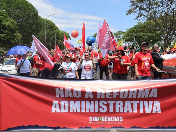 Com recuo de parlamentares, Sinagências aponta desgaste político da Reforma Administrativa
